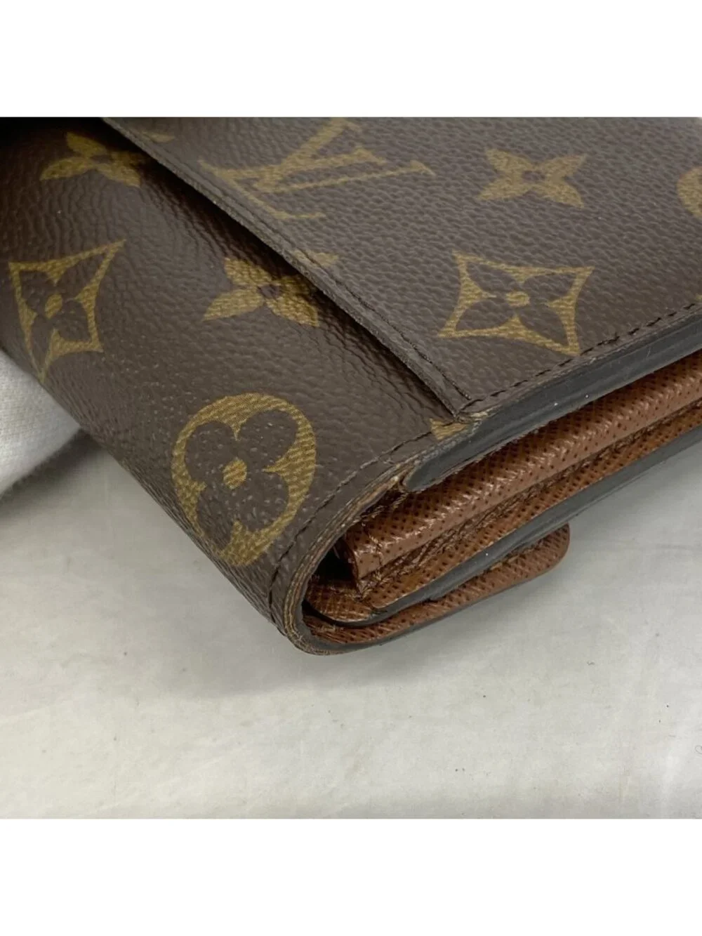 Louis Vuitton product odors